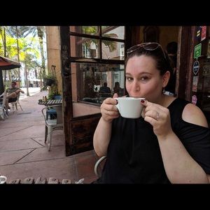 Meet your Posher, Amanda